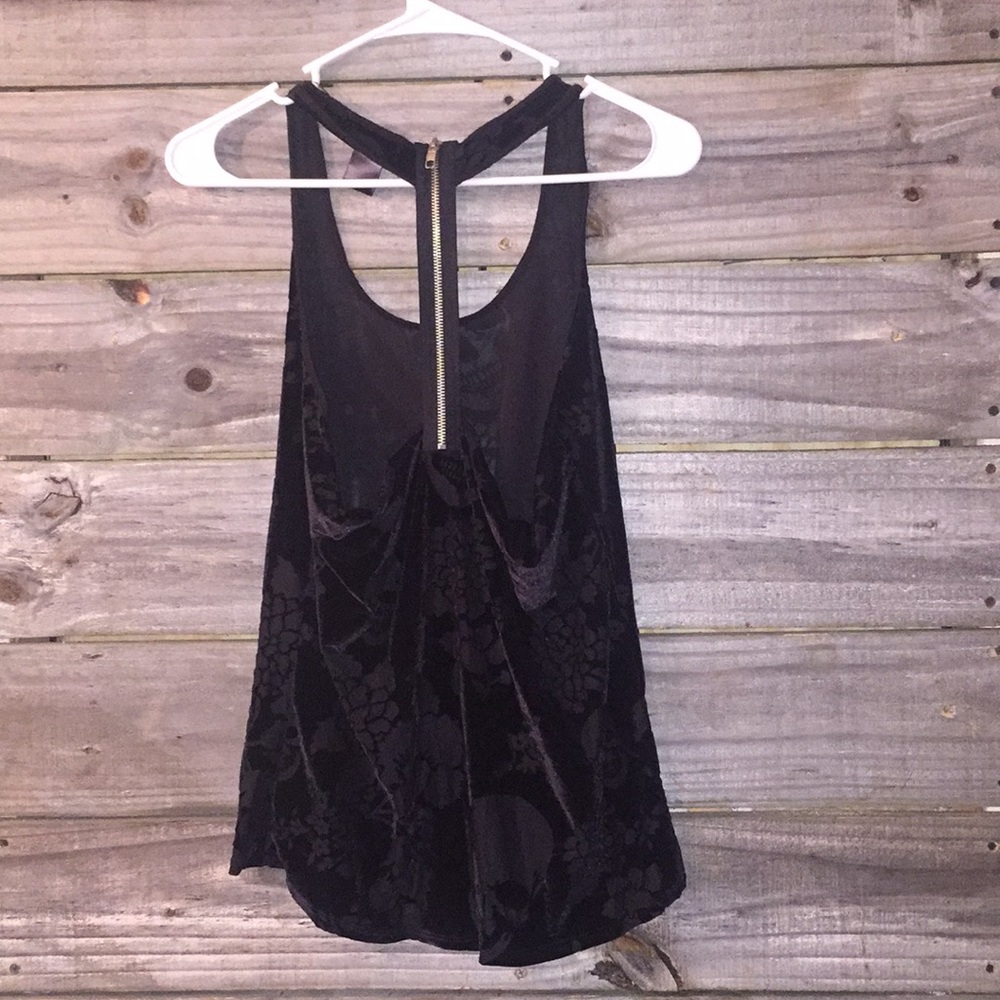Zipper Razor back Velvet Skull Tank - Picture 3 of 3